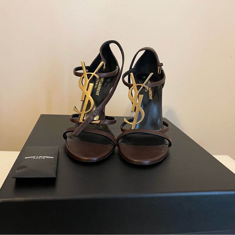 YSL Cassandra Gold. Size 37